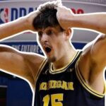 Aday Mara disputando la final de la NCAA