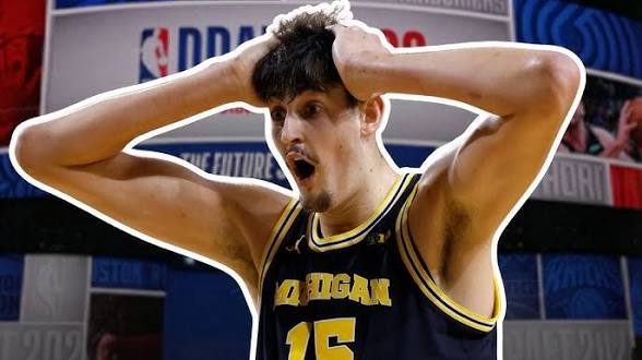 Aday Mara disputando la final de la NCAA